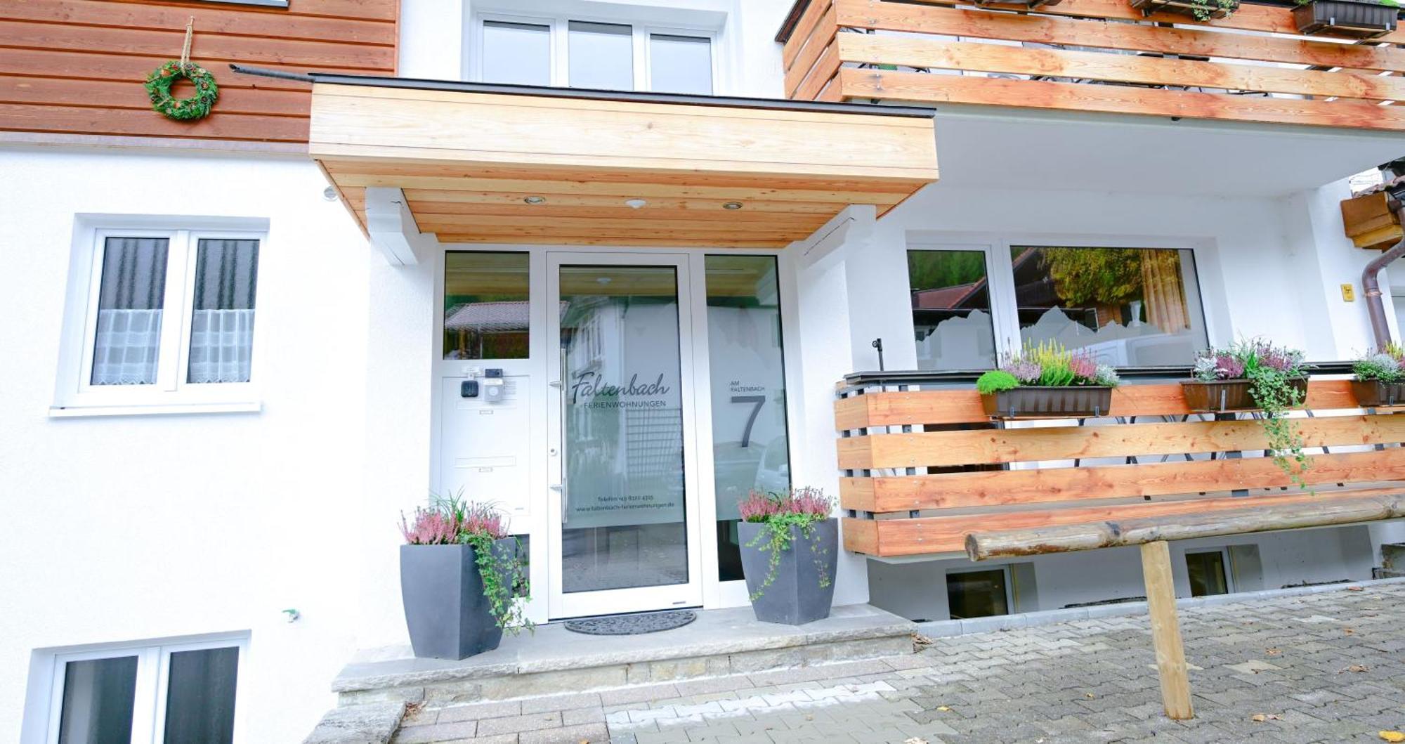 Faltenbach Ferienwohnungen In Oberstdorf Esterno foto