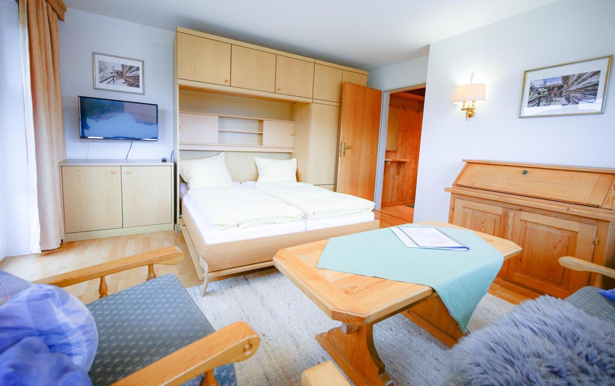 Faltenbach Ferienwohnungen In Oberstdorf Esterno foto